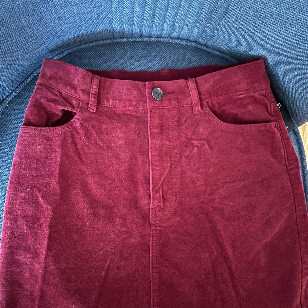 BRAND NEW Forever 21 Red Mini Skirt